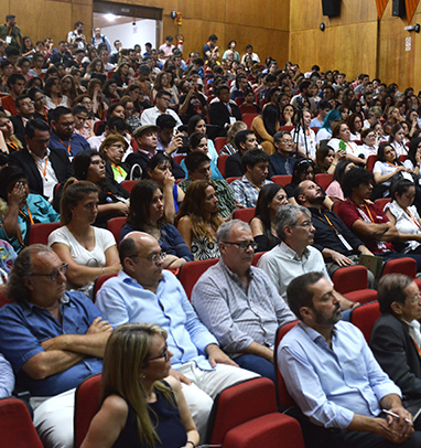 Estudiantes del Departamento de Ingeniería Industrial destacan en jornadas de jóvenes investigadores en Brasil