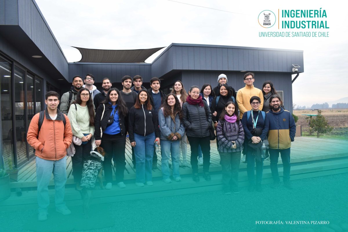 Estudiantes de Ingeniería Industrial Usach realizan salida a terreno a empresa Biofresco